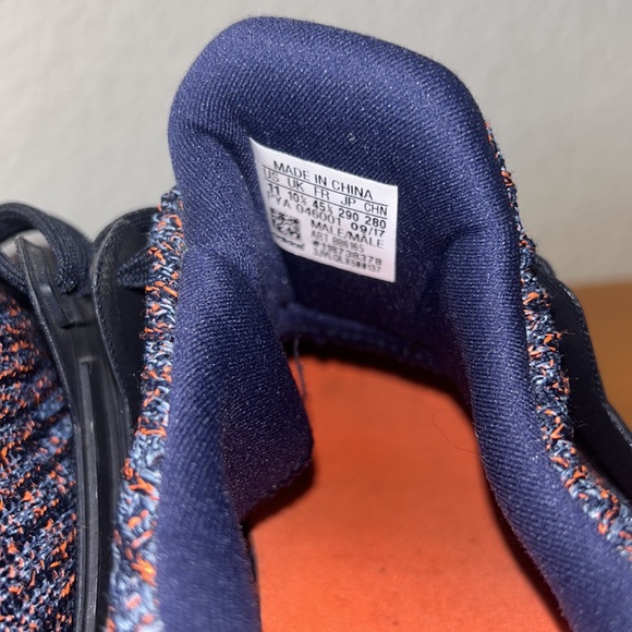 Adidas Ultraboost, BB6165, mens US 11 - Picture 6 of 7